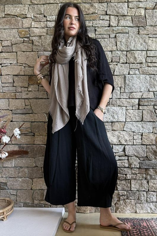 Jo Jo Quirky Hopsack Crop Pant Black 